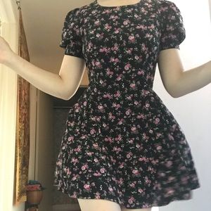 COPY - Puff sleeve floral dress